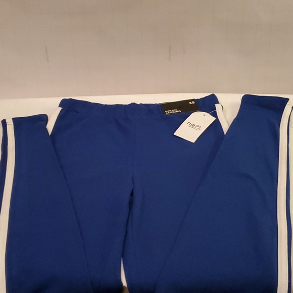 RUE 21 BLUE/WHITE HIGH RISE LEGGING - Picture 1 of 1
